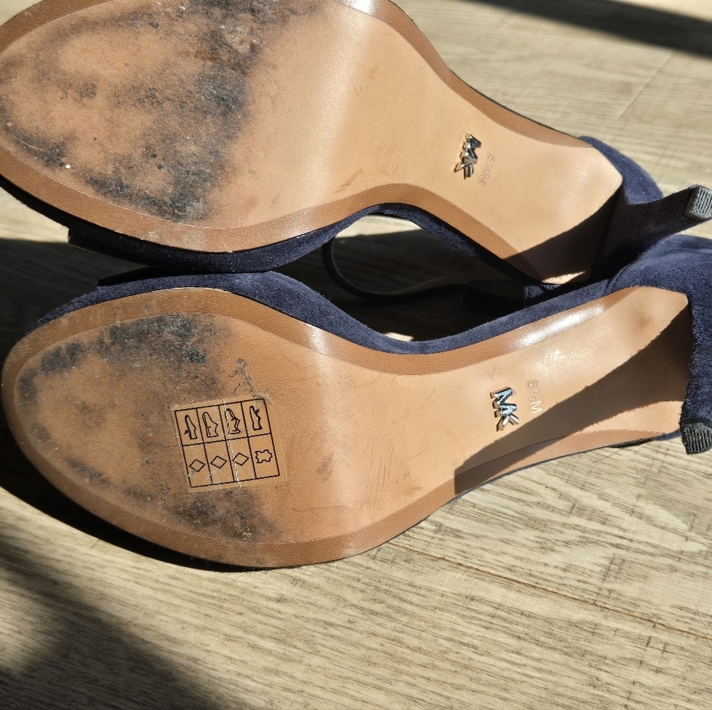 Michael Kors | 'Hutton' Dark Blue Suede Sandals, Size 8.5 - Picture 6 of 9